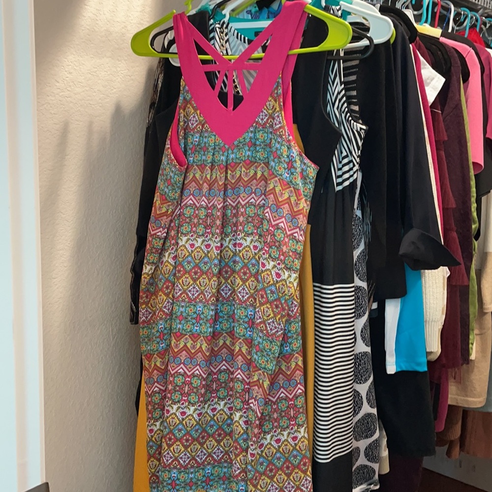 Dress - Picture 2 of 3